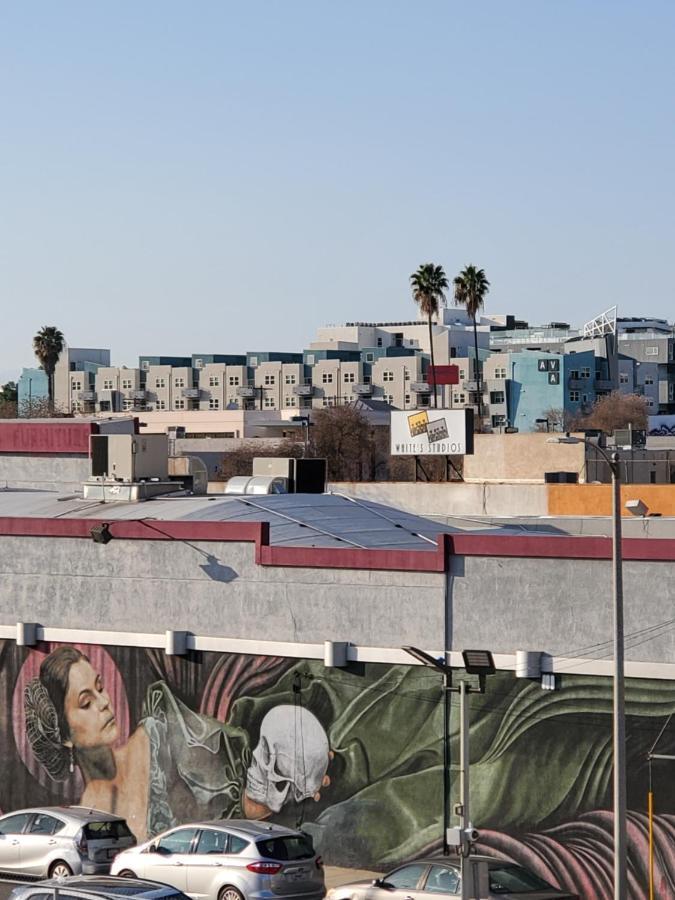 Inn Colony Los Angeles